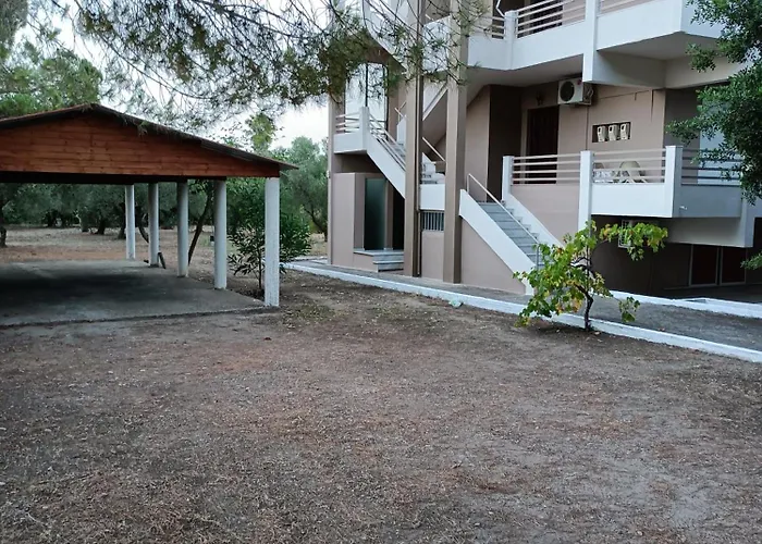 Luxurious Apartment Katakolo Beach
