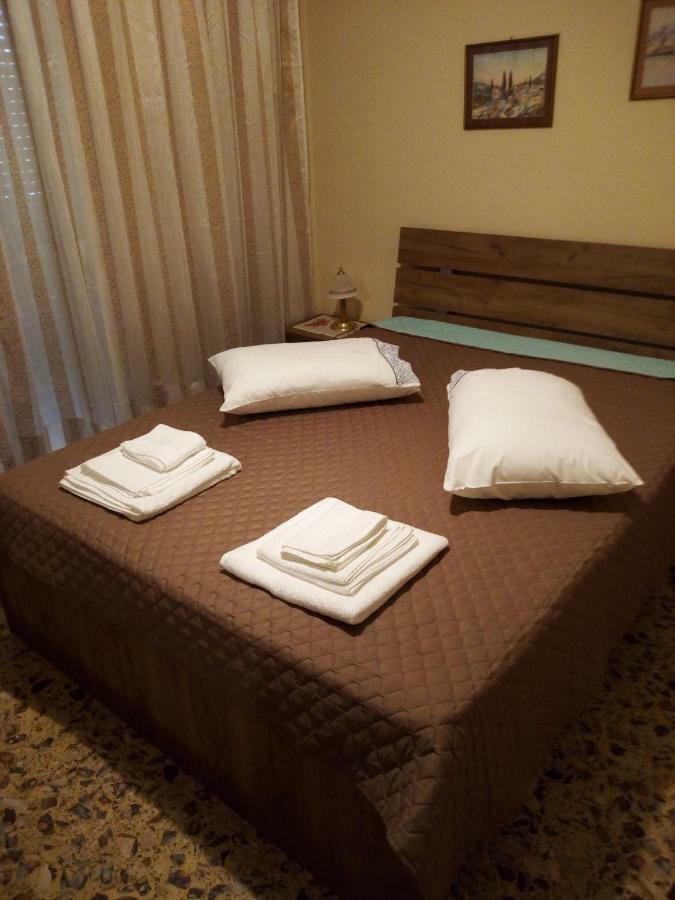 Luxurious Beach Apartment Katakolo